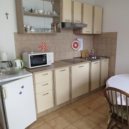 Apartment Josipa Малинска Номер фото