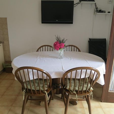 Apartment Josipa Малинска Номер фото