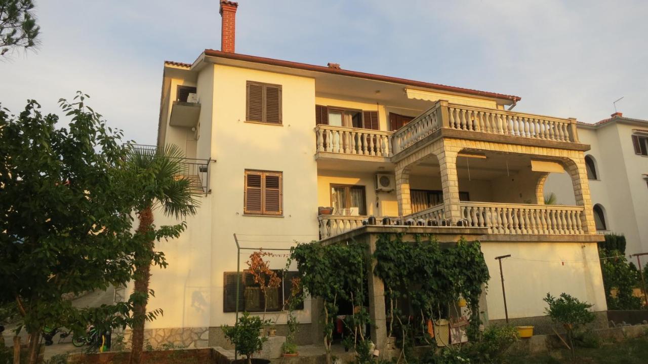 Apartment Josipa Малинска Номер фото