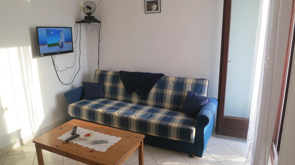 Apartment Josipa Малинска Экстерьер фото